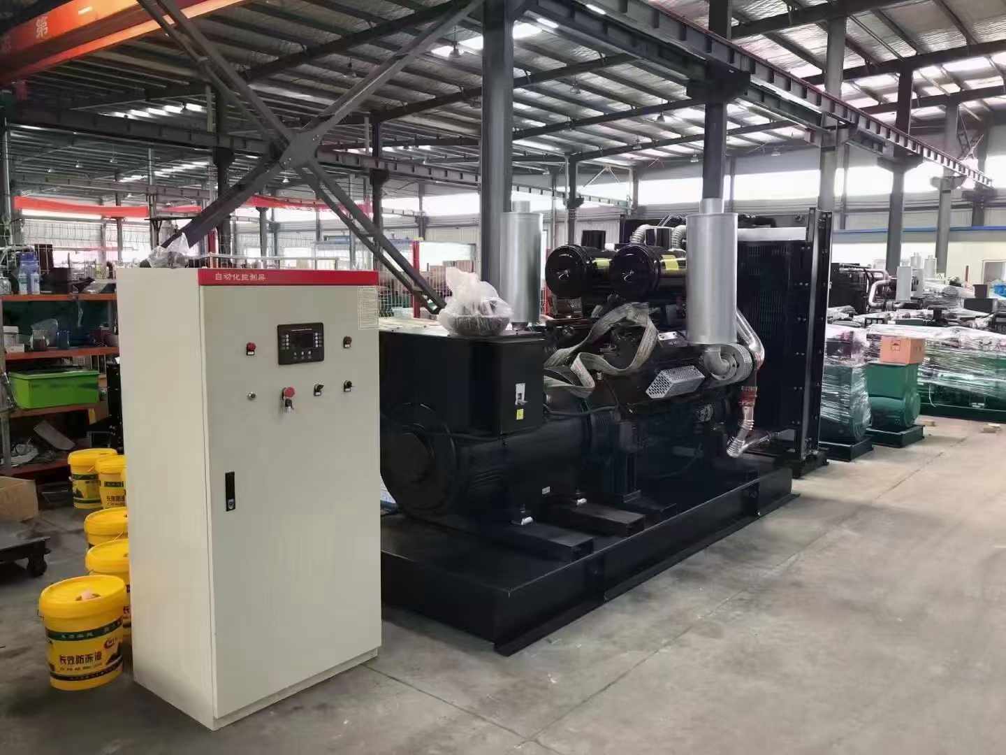 盘龙柴油发电机运行时的噪音和振动水平如何?