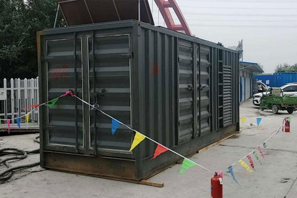 盘龙发电机租赁空气滤清器多久更换一次？