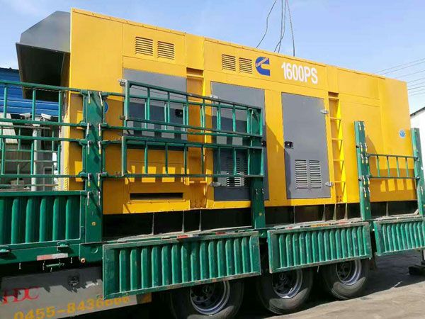 盘龙测量水冷式机油散热器密封件尺寸时的注意事项有哪些？